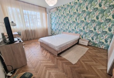 Ideal investitie! Garsoniera spatioasa proaspat renovata, zona Piata Romana-Ambasada Frantei