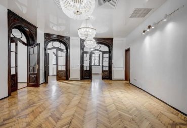 Eleganta si spatiu in Cotroceni-Noica, 177 mp in vila de patrimoniu